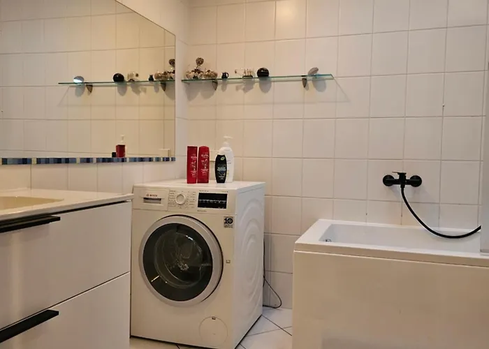 아파트 An Awesome Penthouse Near The Center *